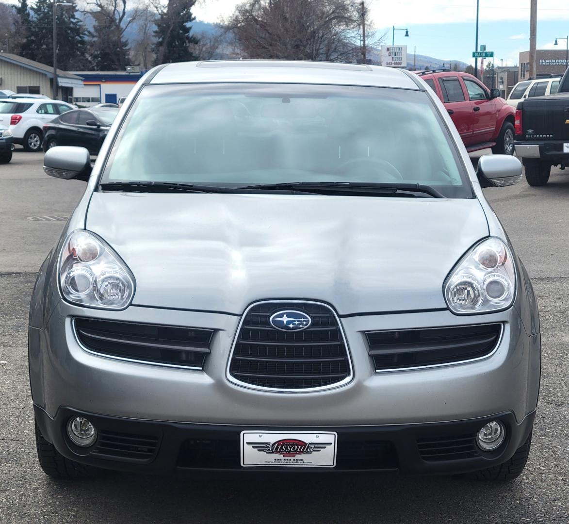 2007 Silver /Brown Subaru B9 Tribeca 5-Passenger (4S4WX82D574) with an 3.0L H6 DOHC 24V engine, 5-Speed Automatic Overdrive transmission, located at 450 N Russell, Missoula, MT, 59801, (406) 543-6600, 46.874496, -114.017433 - Photo#2